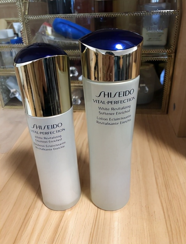 资生堂悦薇水乳和雪花秀哪个好,后雪玉凝和资生堂悦薇