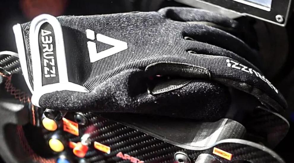 最顶级赛车模拟器全套设备,赛车模拟器入门全套游戏推荐