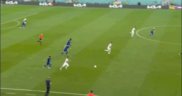 判罚解读,美国vs伊朗争议判罚