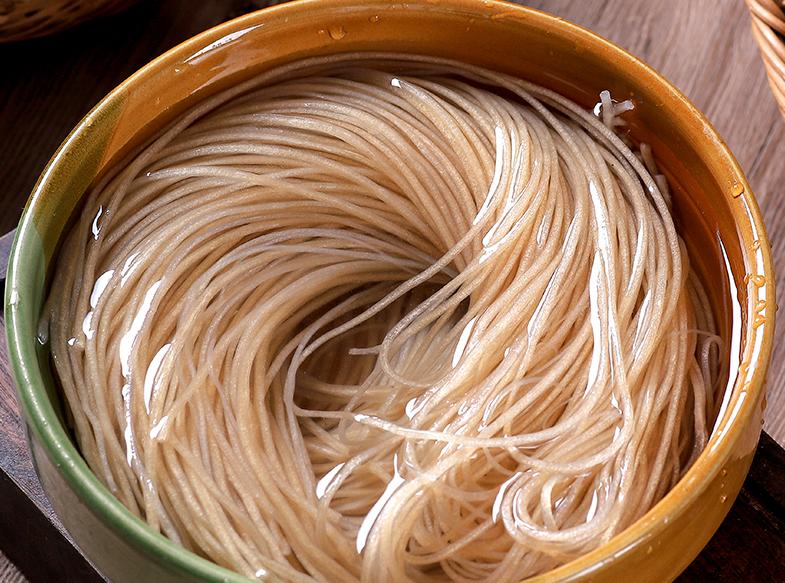 买红薯粉条怎么看配料表,买红薯粉条的方法实用