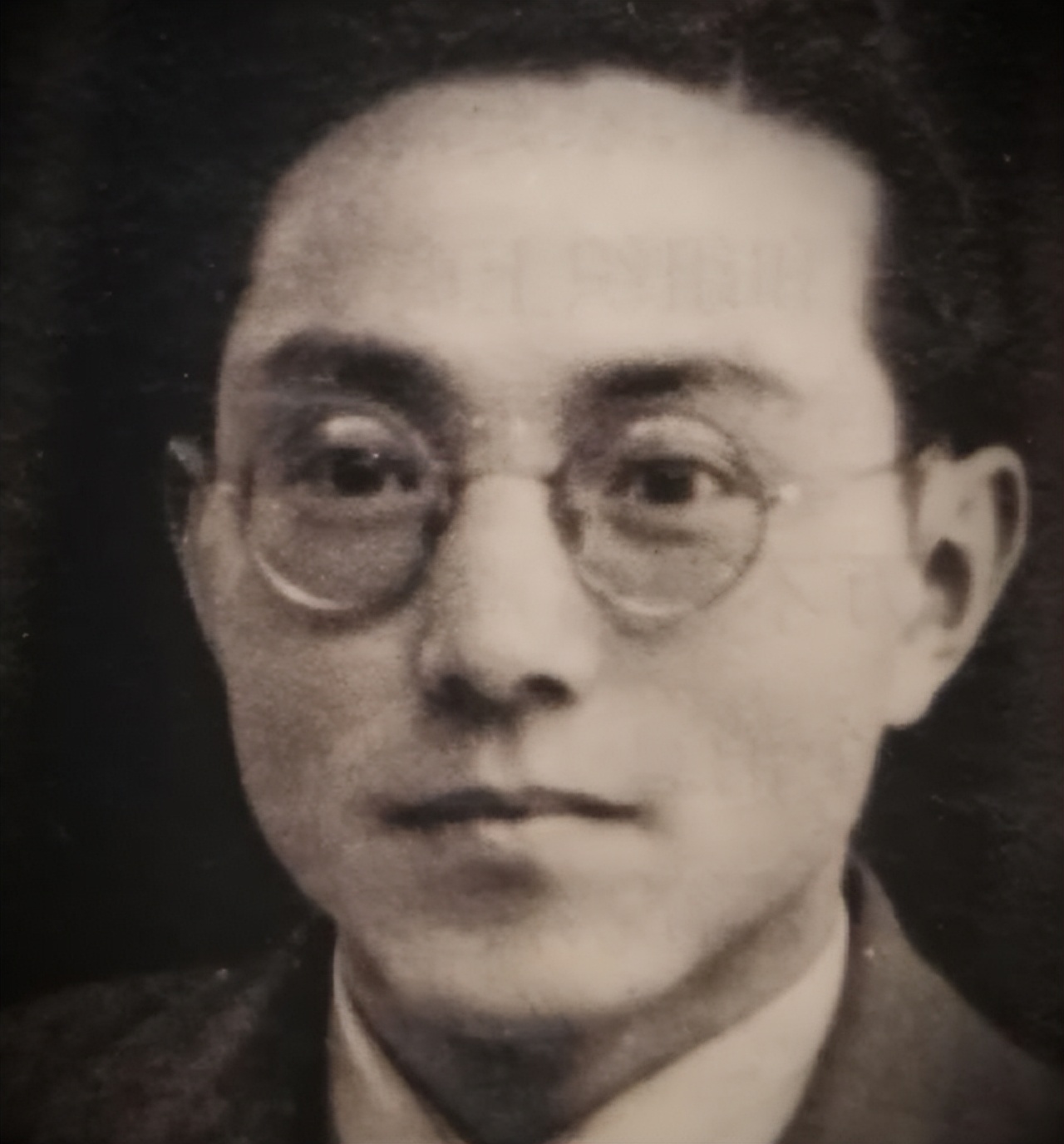 胡宗南部少将被抓，天天监狱等死，有一天起床，发现监狱人没了