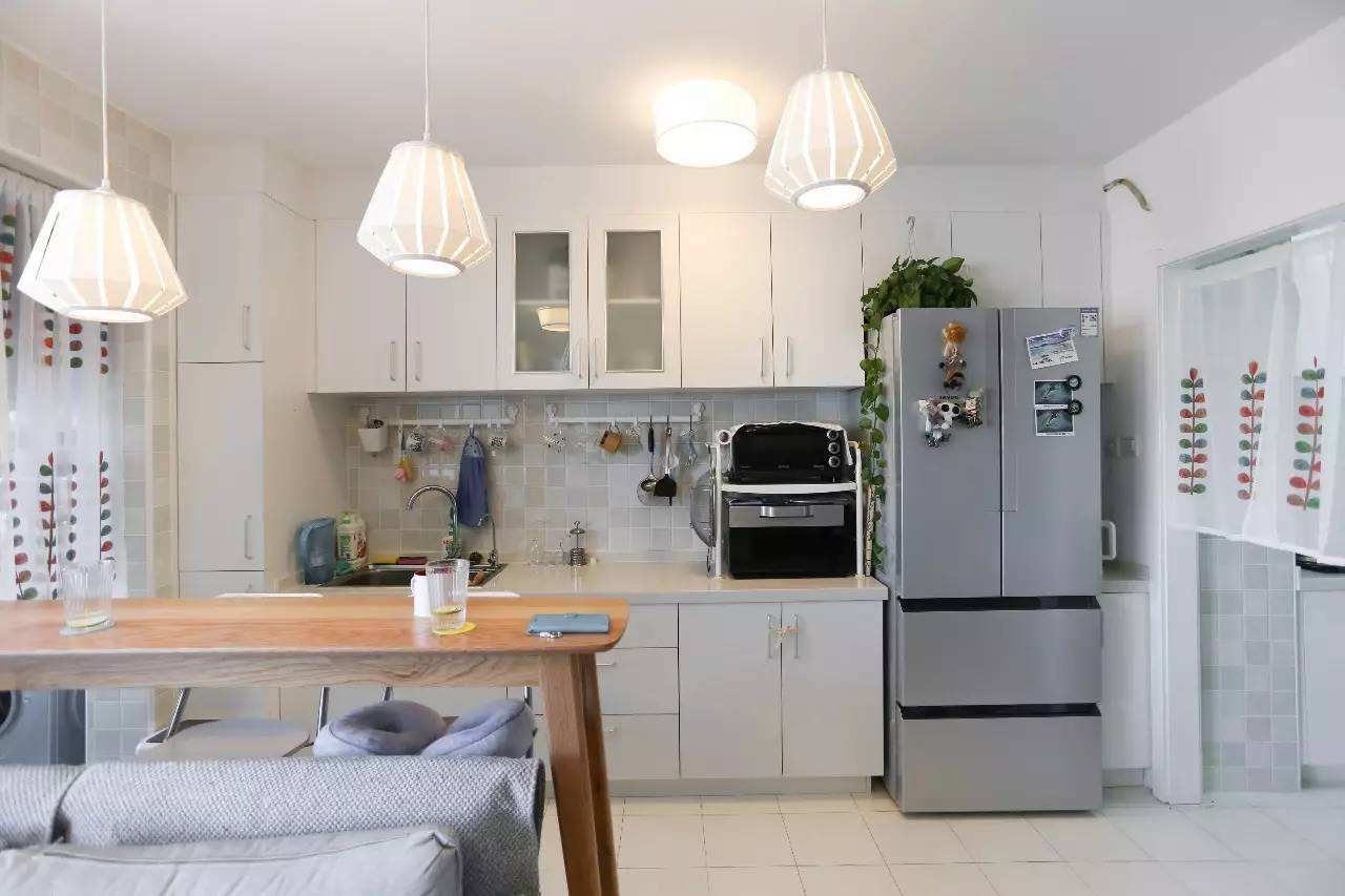 如何选择一款简单实用的冰箱,囤货买冰箱