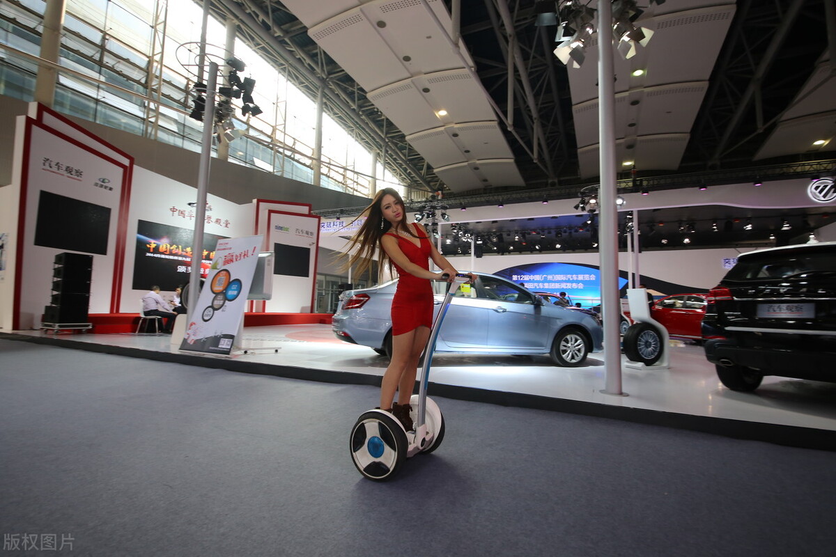 新买的电动车还没上牌可以上路吗,未达到上牌标准的电动车能上路吗