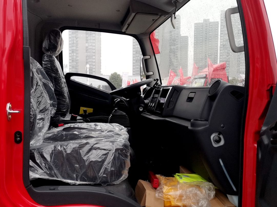 十堰龙信国际汽车城东风小康,十堰龙信国际汽车城二手车过户