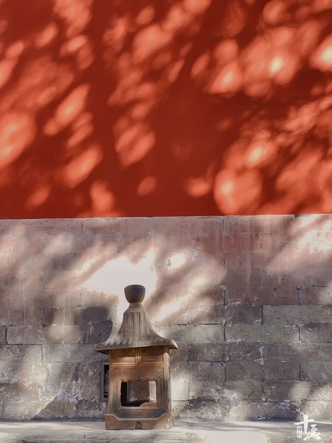 寺庙门槛是菩萨肩膀,寺庙的门槛踩了怎么补救