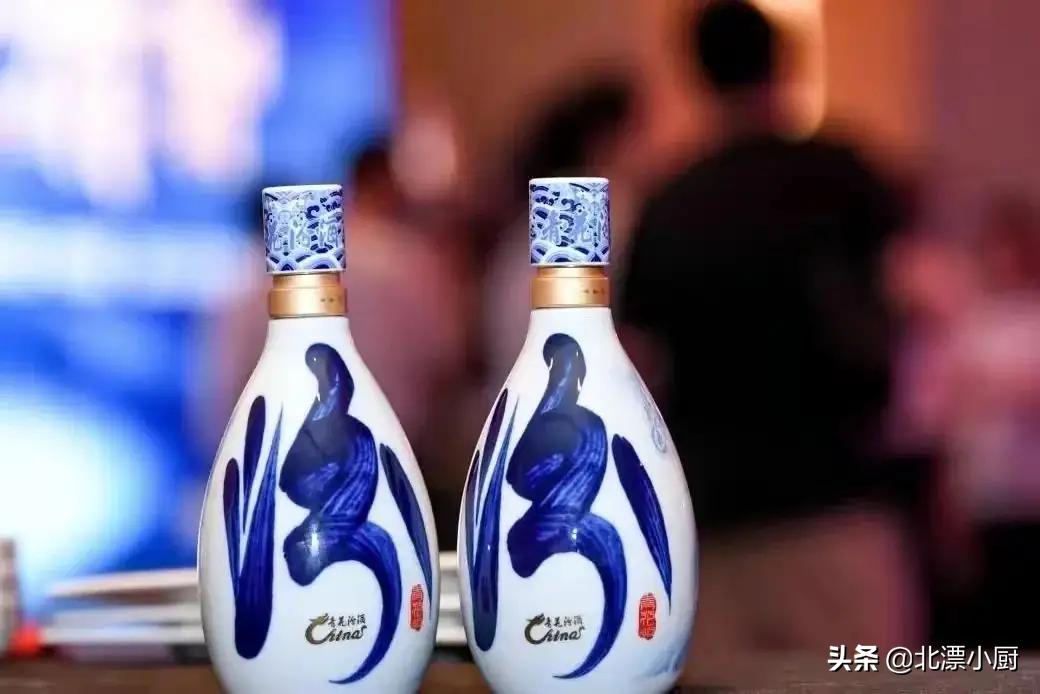 中国七十年代的十大名酒排名,1952年四大名酒西凤酒是哪一款