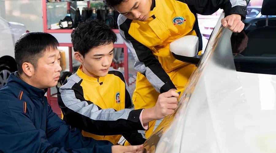 学汽修哪个专业最好,学汽修哪个工种最赚钱