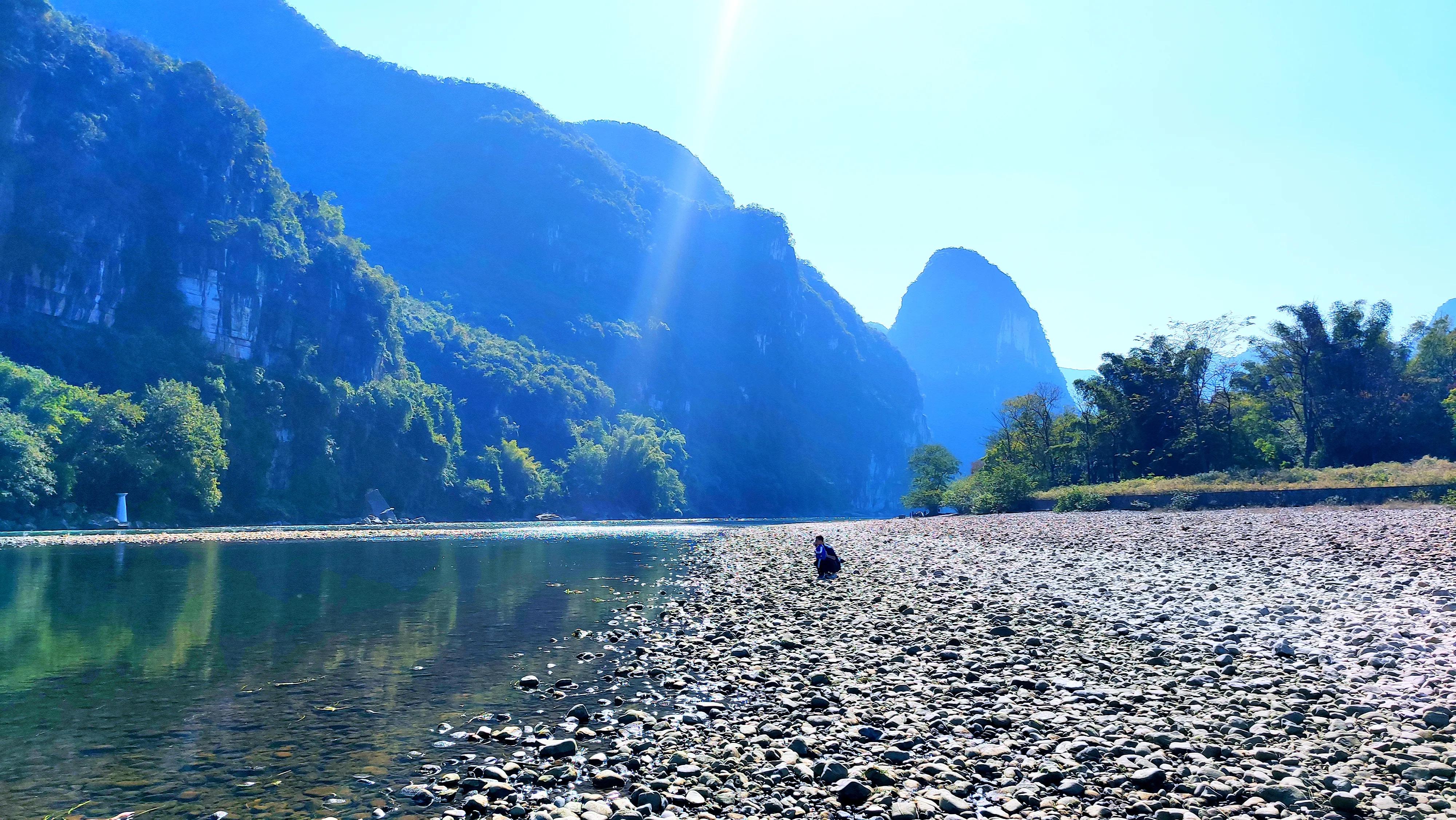 桂林漓江杨堤风景,桂林月亮岛在哪里