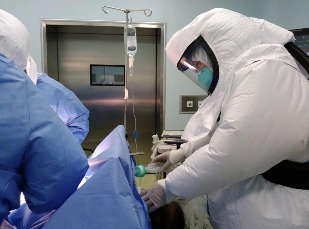 无锡五院还有新冠病人吗,首例新冠感染者手术