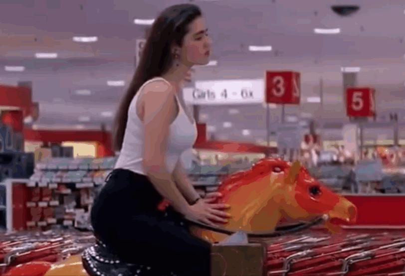 欧美三大女神级女星电影,外国女明星为艺术奉献的电影