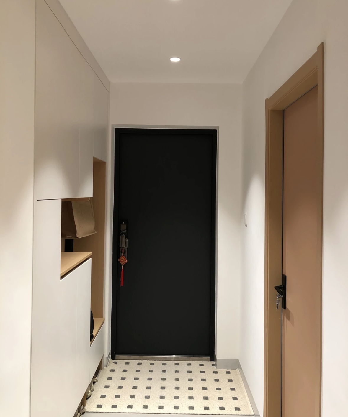 广东夫妇因为太会布置而走红,深圳夫妻装修37平方米房