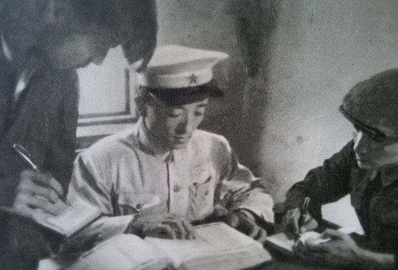 特务哄骗好友潜伏大陆，自鸣得意，没料一年后被台湾当局处决