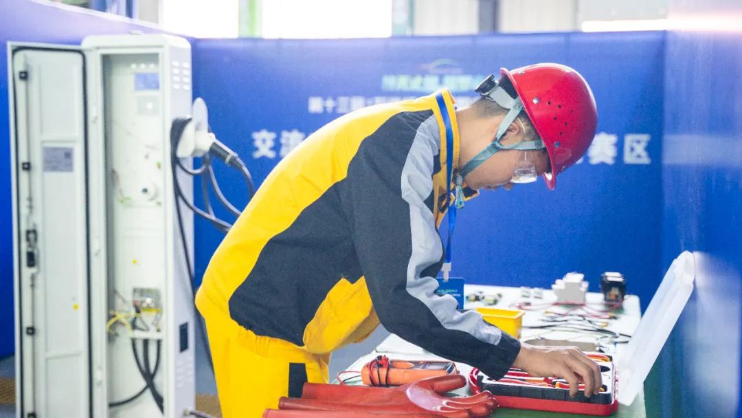 全国万通杯技能大赛,第二届全国职业技能大赛江西展区