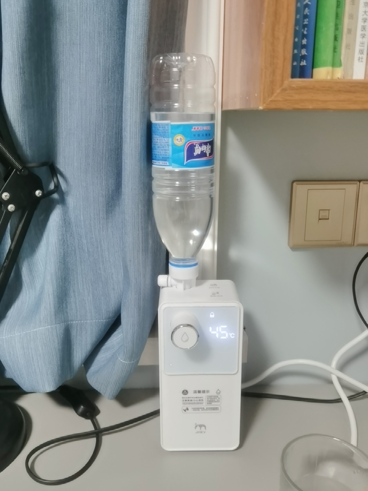 烧水壶和即热饮水机哪个好,即热式饮水机和恒温壶哪个好