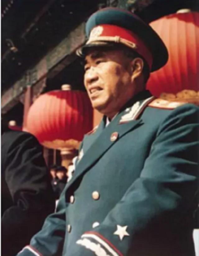 十大元帅里,被毛主席称为“老总”的有三人,他们都是谁?