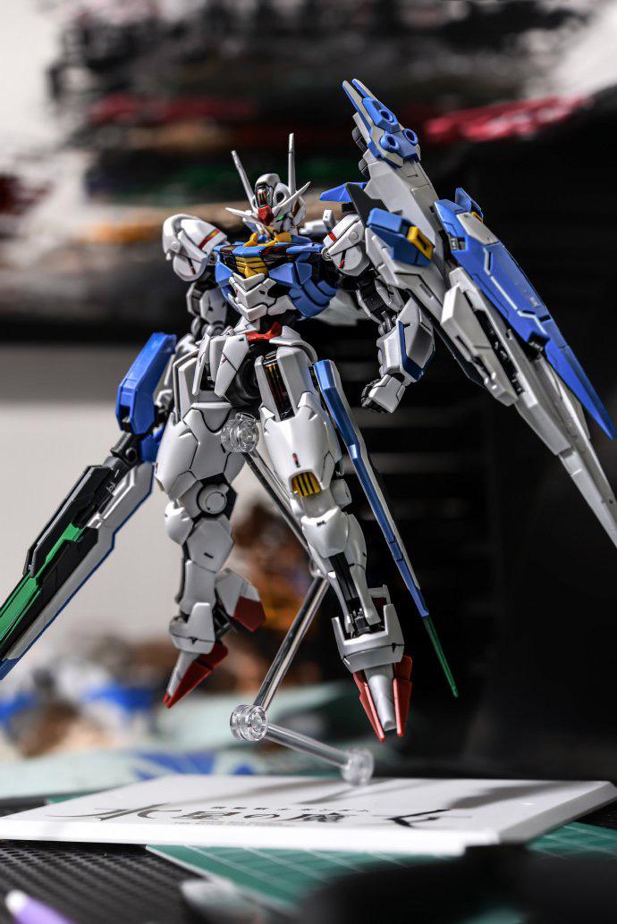 风灵高达模型改造,风灵高达修改型对比原机体