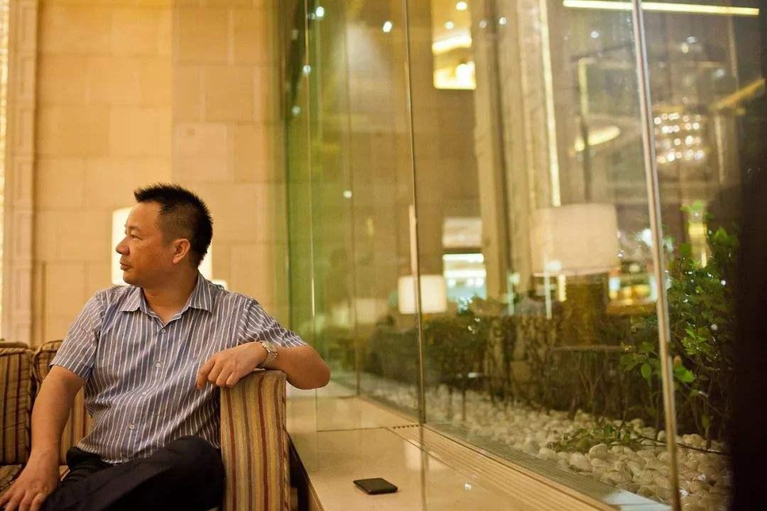 悲情创始人一晚输5亿是真的吗,吴长江赢3亿故事细节