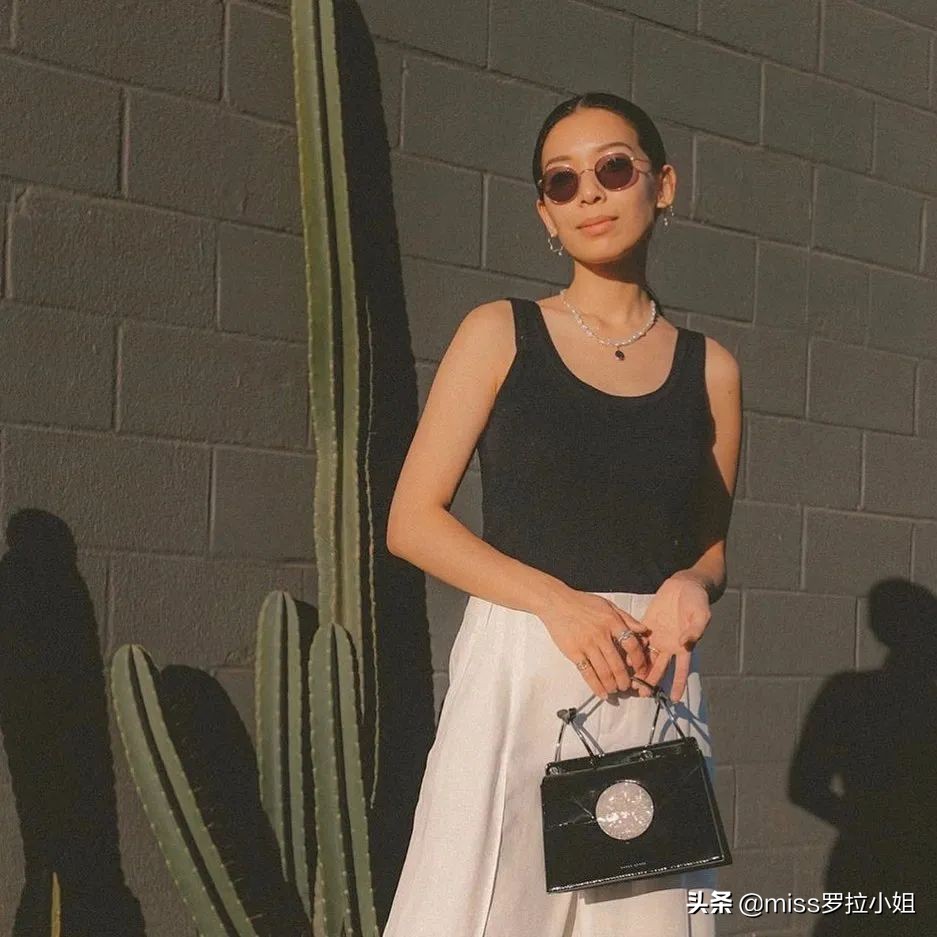 袁咏仪买名牌包包,袁咏仪同款小包