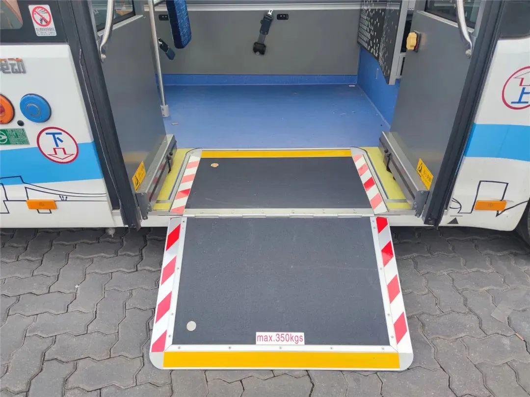 超萌！超“小”！这才是名副其实的“宝宝巴士”