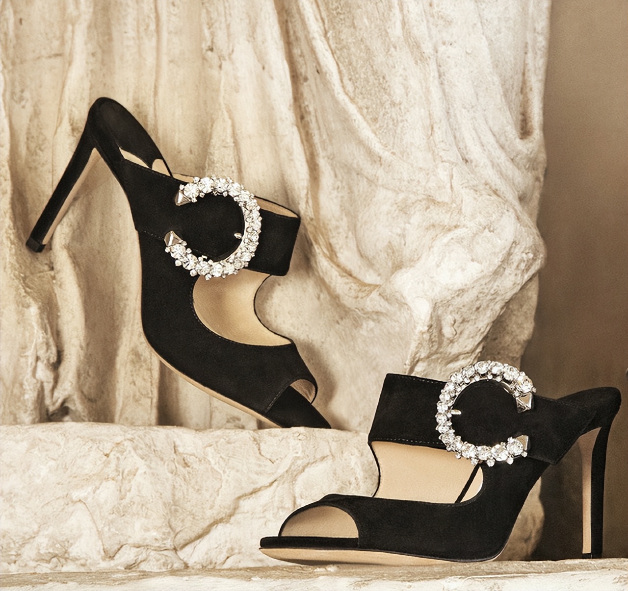 jimmychoo经典公主鞋,jimmychoo这款高跟鞋很仙很美