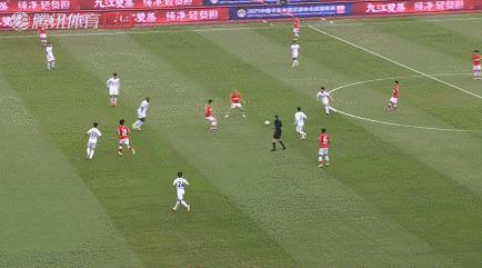 郑智在广州恒大十大高光时刻,恒大2:0上港郑智