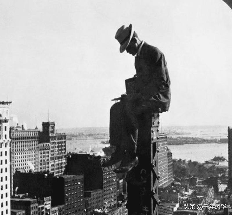 变态的纳粹德国，*光脱**犹太人女人衣服，集体*杀屠**!2