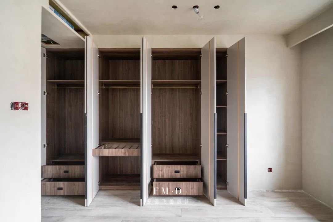 一对年轻夫妻的家，124㎡侘寂风，柔和自然，是多少人羡慕的生活