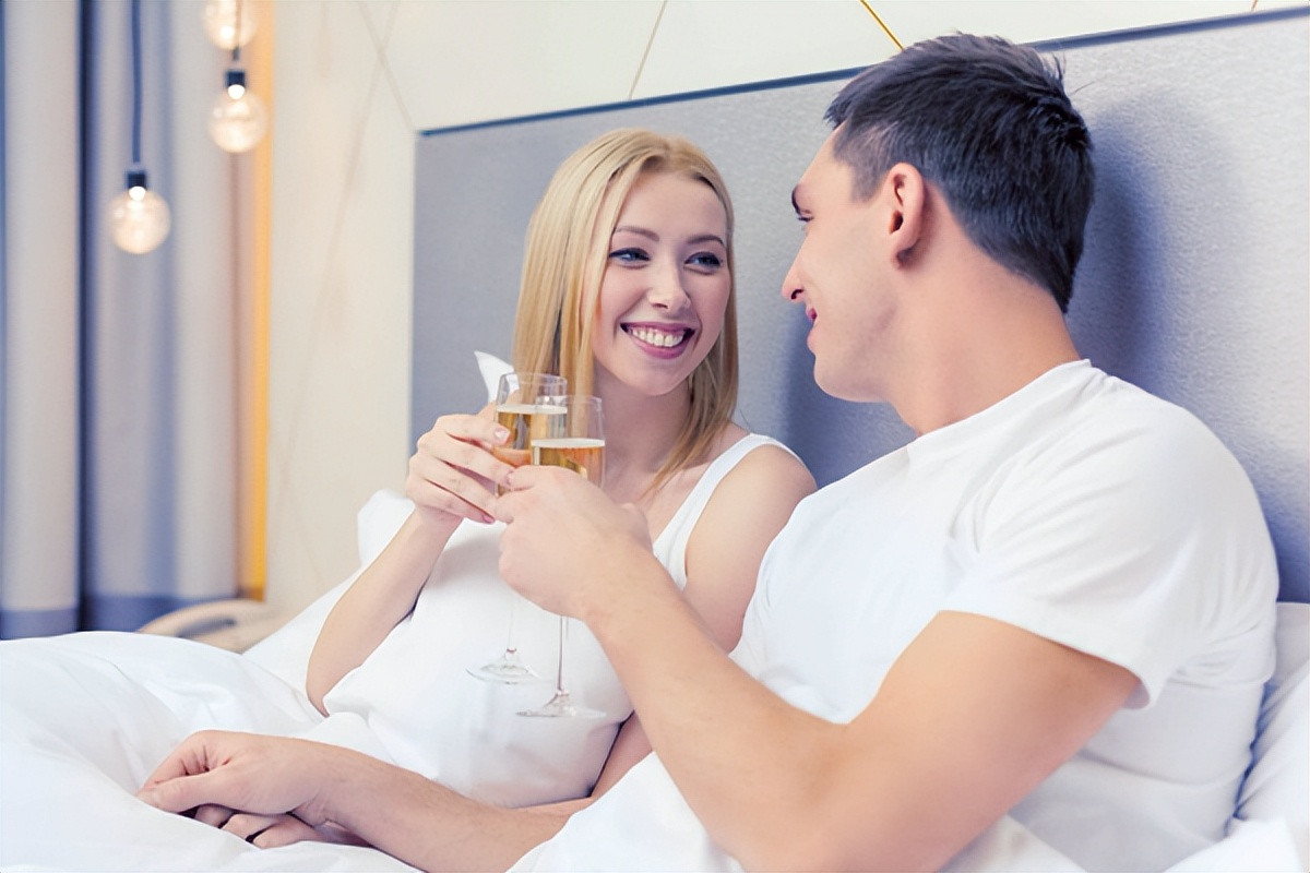 夫妻生活时，使用润滑剂对身体有害吗？医生：做好4点避免伤害