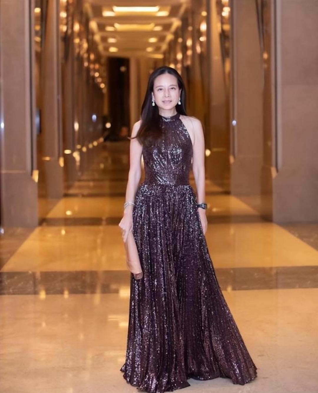 泰国伍伦盼有多少钱,泰国伍伦盼照片