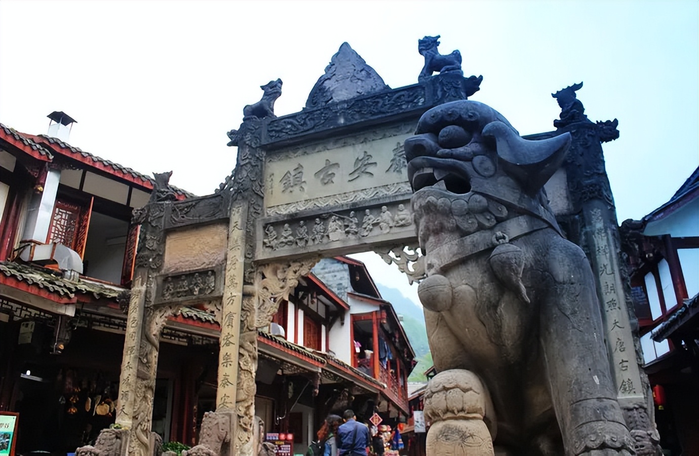 成都到青岛自驾游住宿攻略,成都旅游住宿攻略及费用