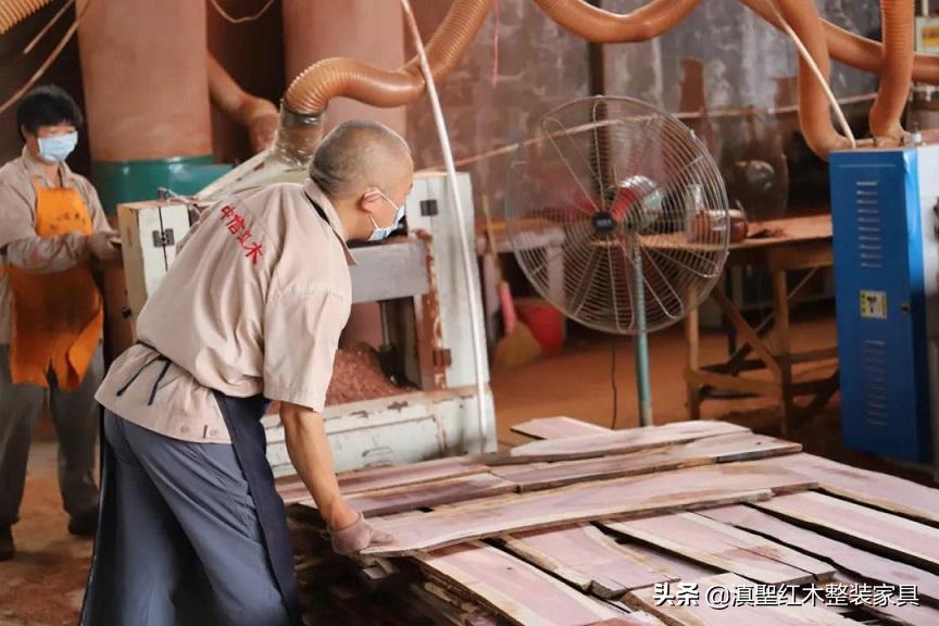 华丽红木家具餐桌,苏式红木家具餐桌