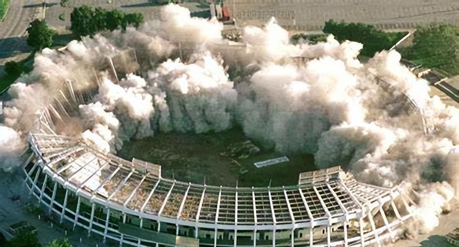 鸟巢目前现状,鸟巢破败不堪