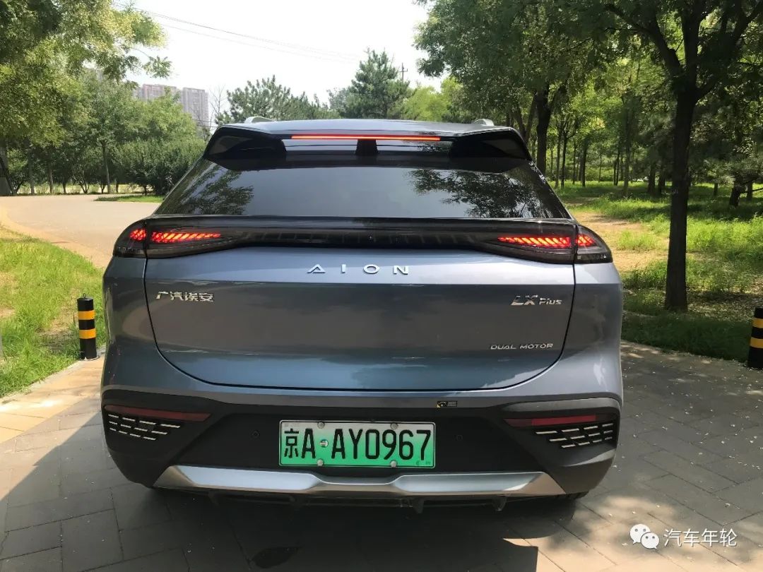 价位在30万到50万混动suv,纯电动suv畅快体验蔚来es6