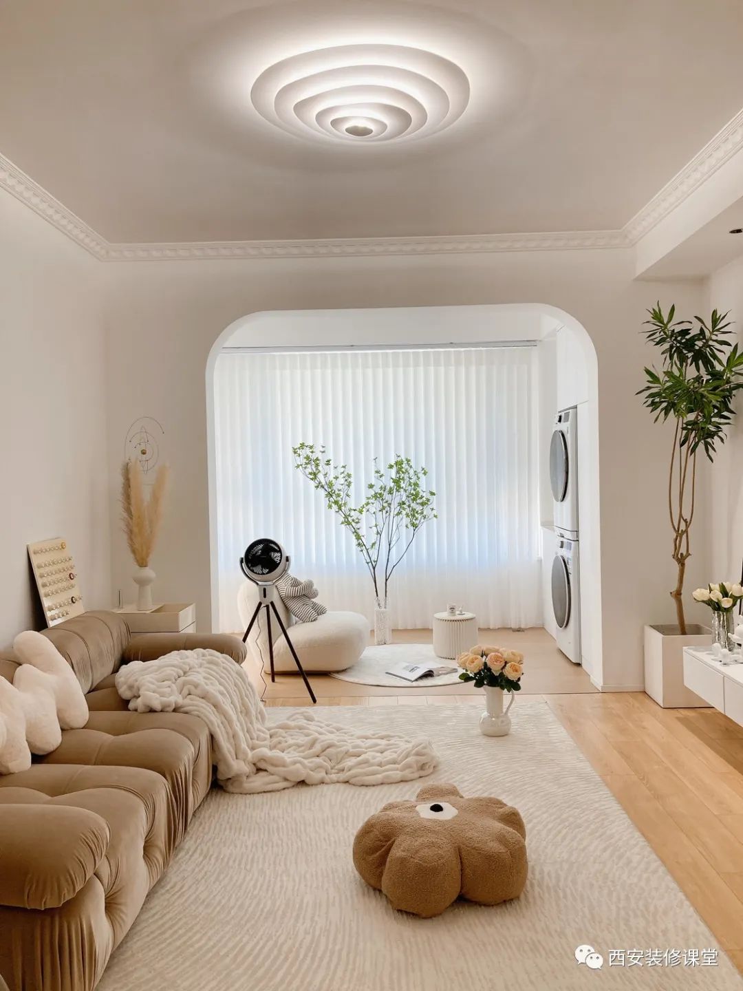 室内绿植软装搭配案例怎么摆,绿植与轻奢结合的软装搭配