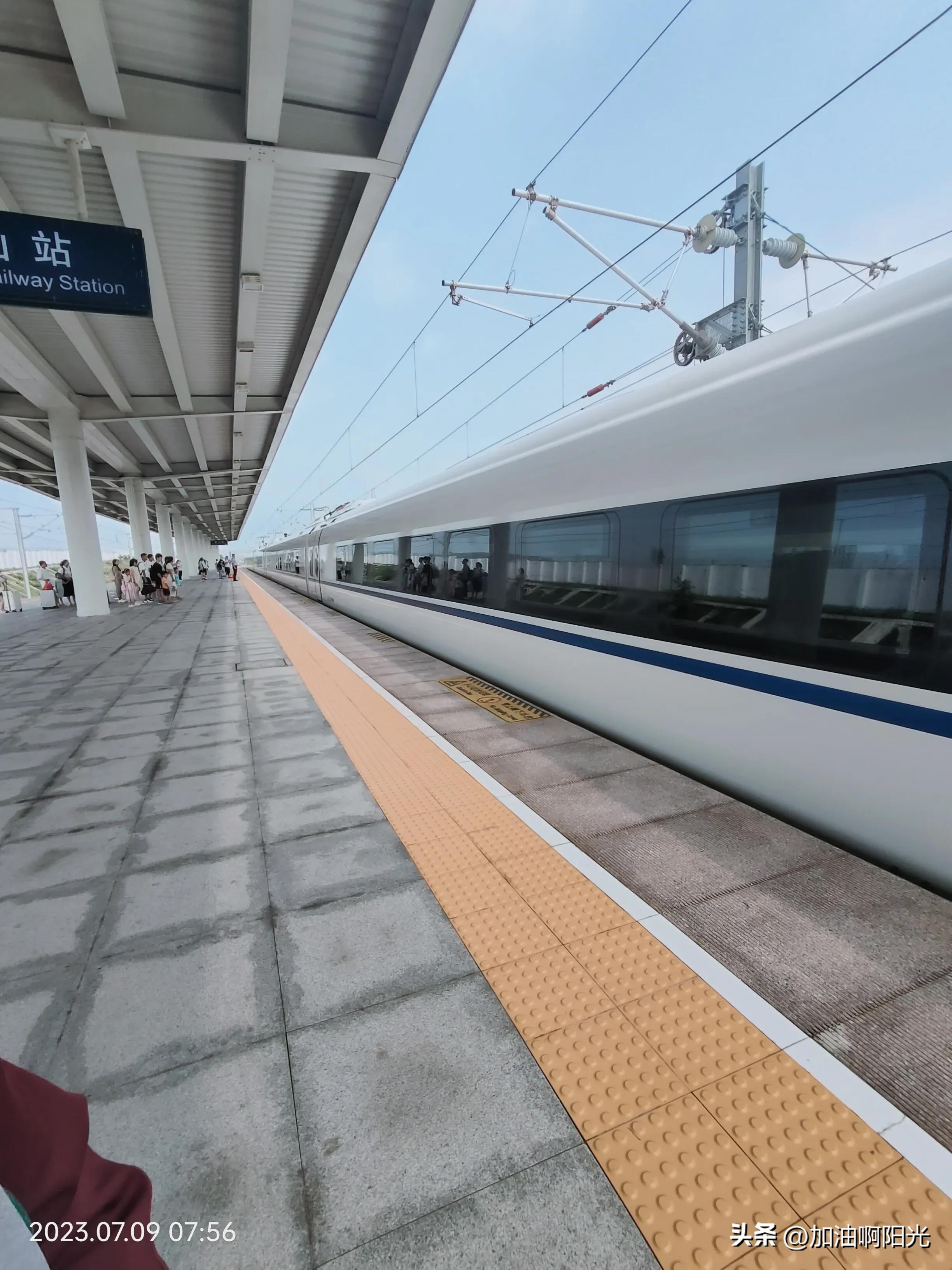 第一次坐高铁的最全流程,乘坐高铁出行要注意什么