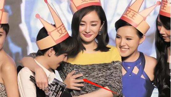 女演员揭秘娱乐圈内幕,娱乐圈被毁掉的女星