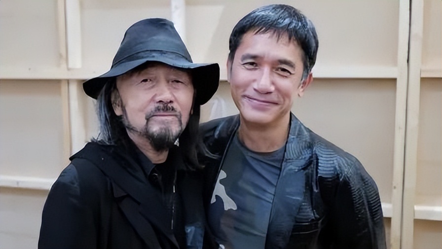 纵然低调如邻家大叔，但这件东西把梁朝伟与其他人区别开来！