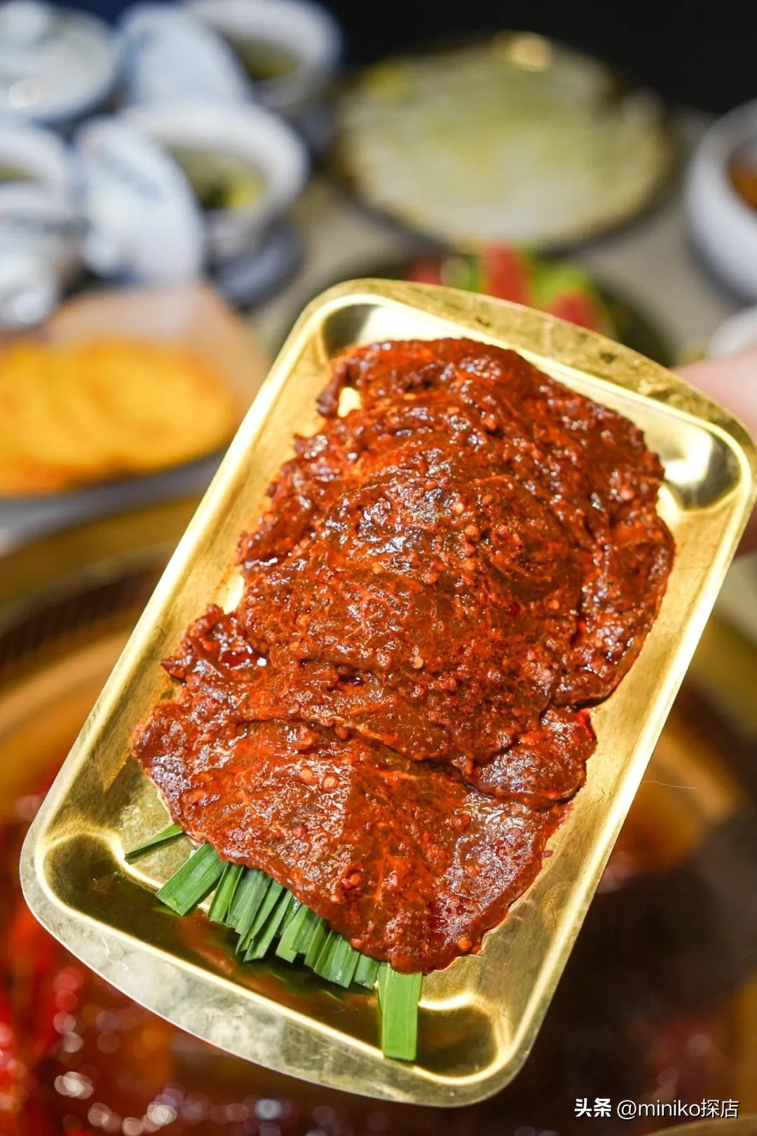 来成都必吃的火锅辣到极点,成都美食攻略十大必吃火锅排行榜