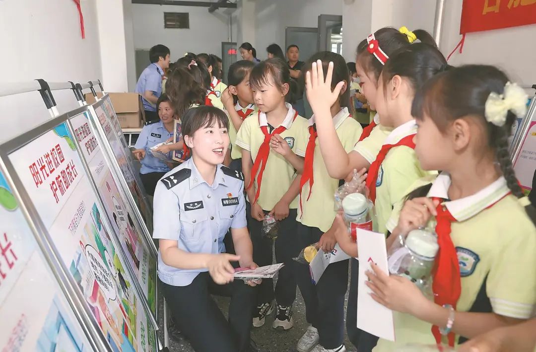 想要六一儿童节礼物的说说,充满爱的儿童节礼物