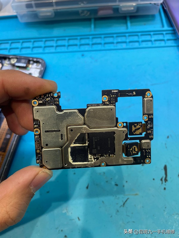 vivo手机重启开不了机怎么办,手机重启开不了机怎么回事