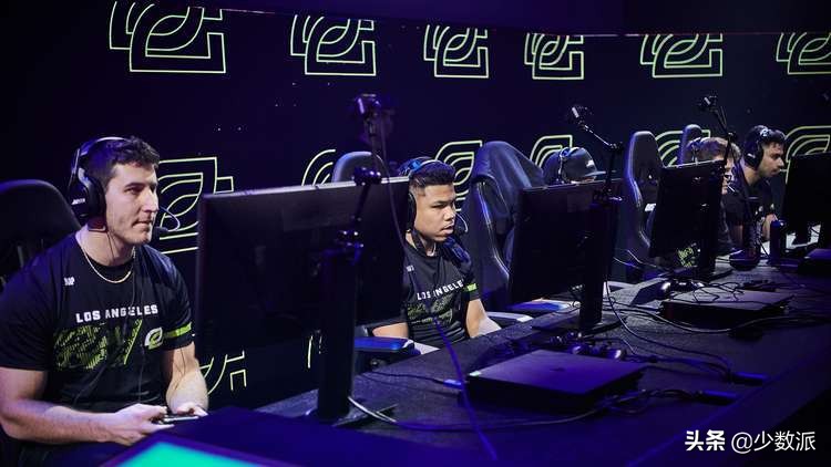 fps键鼠和手柄哪个厉害,fps游戏手柄打得过键鼠吗