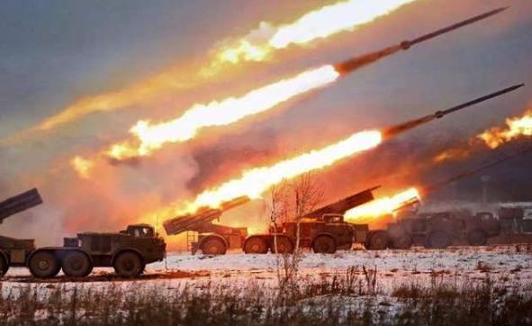 那些战斗民族高唱《喀秋莎》干架的名场面