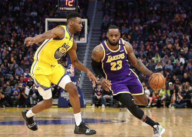 维金斯在勇士三分最好的一场,维金斯在勇士砍下30分的比赛