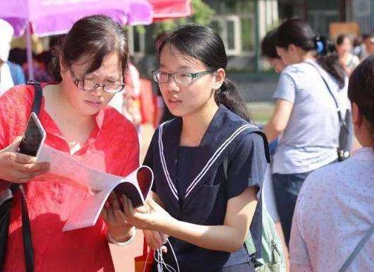 研究生走专硕和学硕的区别,研究生的学硕和专硕哪个好