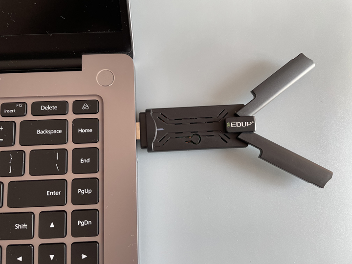 翼联wifi6无线网卡怎么使用,翼联无线网卡三频