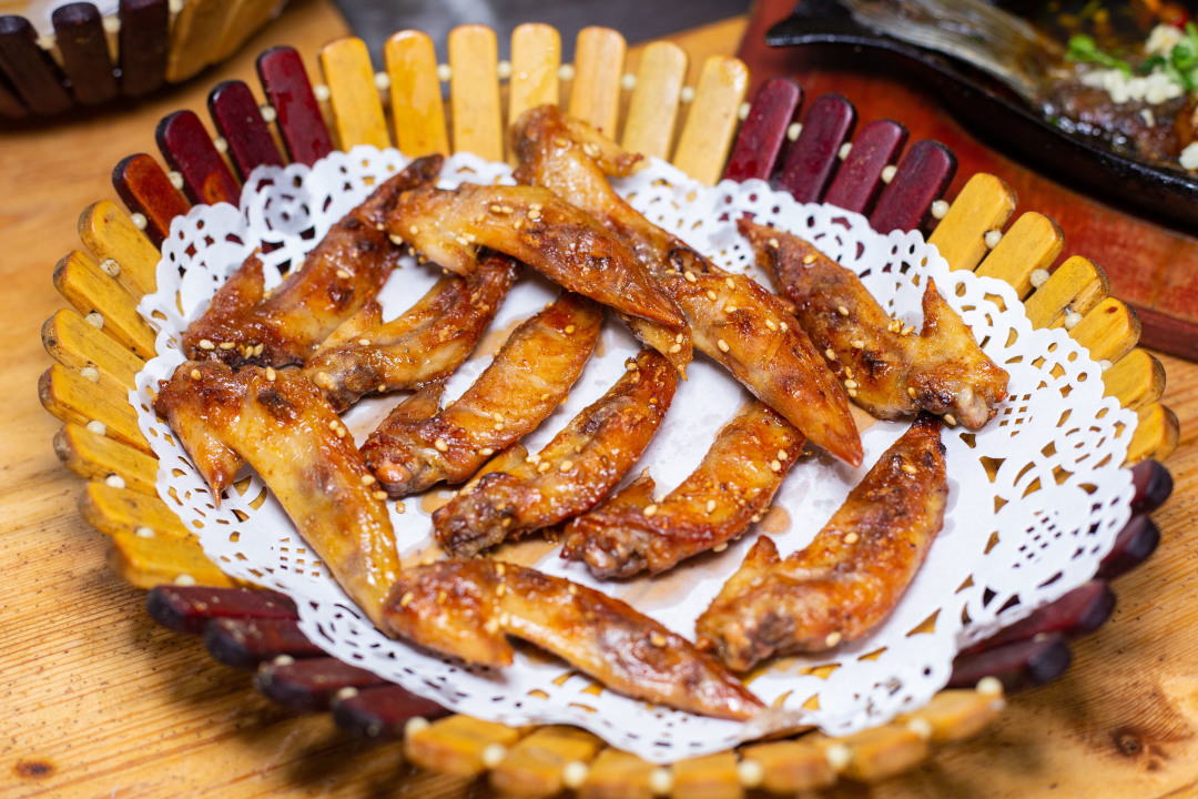 吃烧烤不能没有砂锅豆腐,正宗淄博小炉烧烤