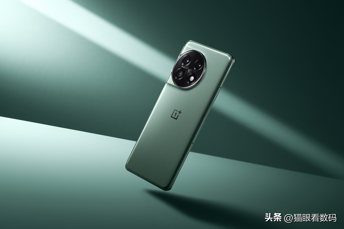 苹果和安卓今年值得入手的手机,现在iphone和国产手机的差距