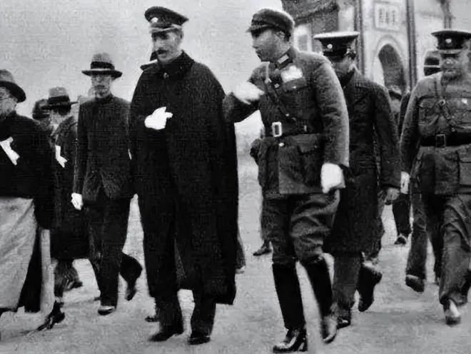 笑面阎罗——毛人凤：（8）监禁张学良、杨虎城