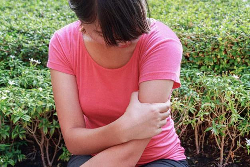 手臂疼痛的预兆是什么病,手臂突然疼痛难忍一般是什么原因