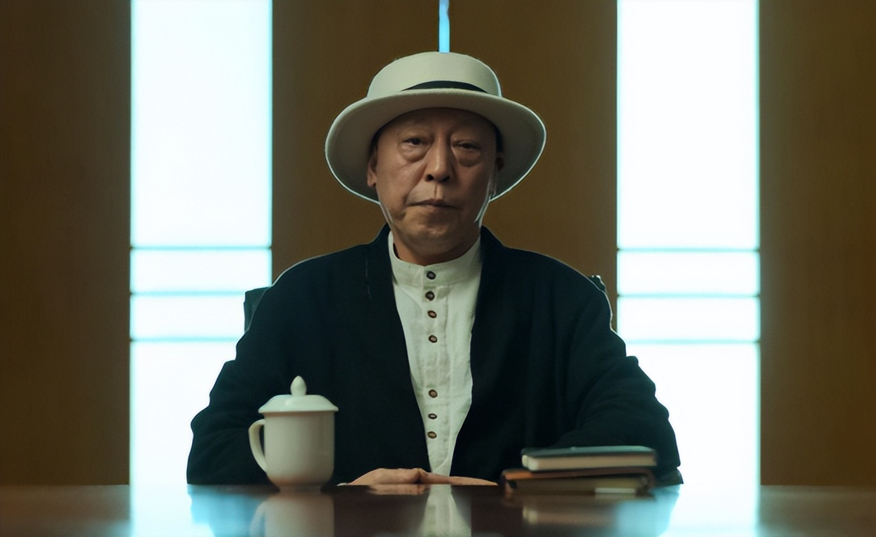 瞪眼咆哮,摇头晃脑,这6位演技被高估的“老戏骨”,该亮亮相了